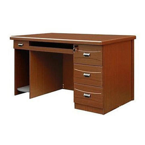 Wood Long Lasting And Durable For Office Work Highly Comfortable Office Desk