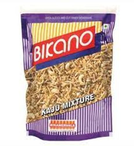 Crispy Spicy Namkeen - 1000 Grams, Cashew Nuts, Lentils, Cereals & Sun-Dried Potato Chips, Vegetarian Snack for All Ages