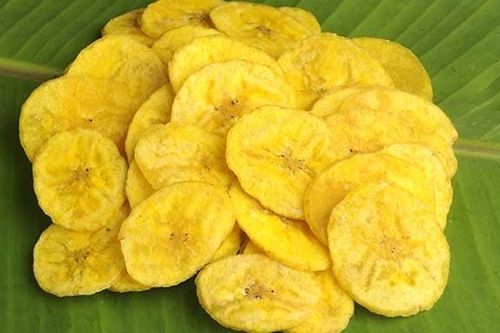 Well Fried Salty Round Shaped Yellow A Graded Solid Banana Chips