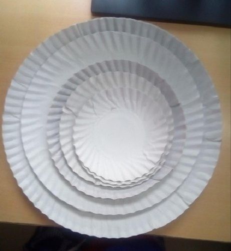 Semi-Automatic Circle White Disposable Paper Plate Gsm: 300, Size: 6 To 12" Paper Plate Features An Easy To Use Handle Design 