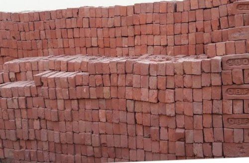 Natural Slate Strong Bricks For Construction Work Red Clay Brick, Size Rectangle