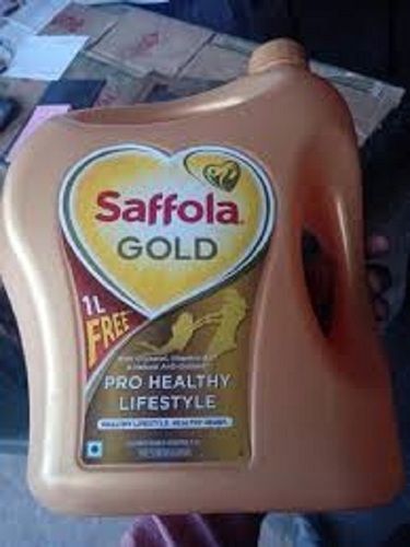 Hygienically Process Natural And Pure Fresh Double Filters Saffola Oil For Cooking