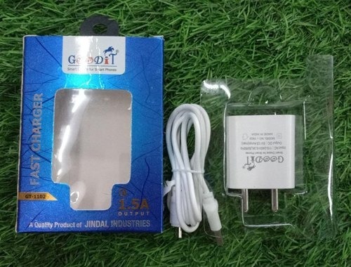 Portable Wall Mounted White Color Fast Charging Travel Mobile Charger - Plastic, Compact Design, Lightweight, 5-6 Inch Screen Size | Quick Charge, Compatible with Most Smartphones
