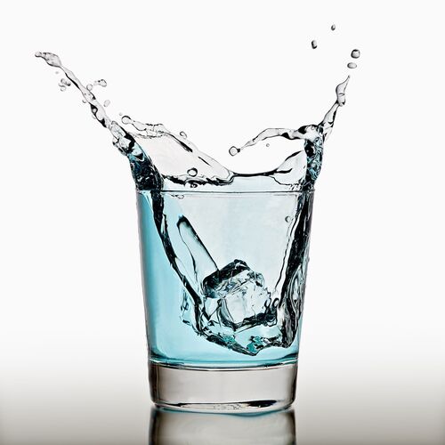 घर, होटल के लिए प्लेन वॉशेबल और दोबारा इस्तेमाल होने योग्य क्लियर ड्रिंकिंग वॉटर ग्लास