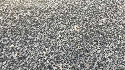 निर्माण उपयोग के लिए ग्रे अत्यधिक शक्ति और जल प्रतिरोध स्टोन चिप्स