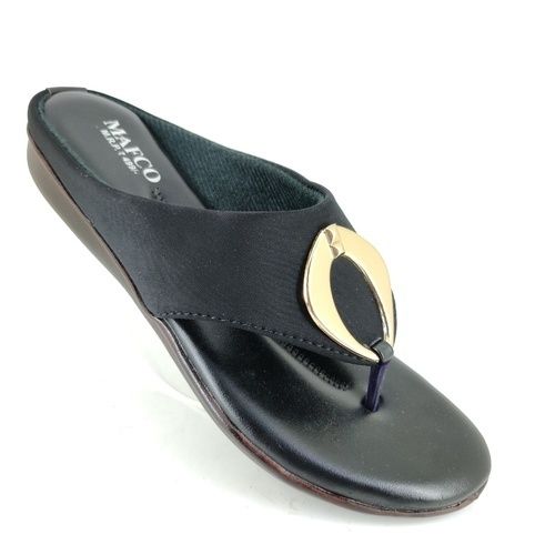 Pu Ladies Light Weight Comfortable Black Plain Rexine Slipper For Regular Wear 