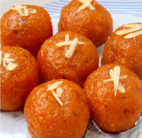 Mouth Watering And Delicious Taste Hygienically Processed Sweet Motichur Laddu 