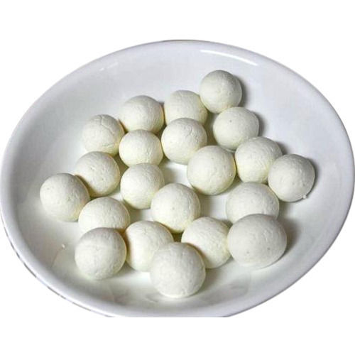 Hygienically Processed Mouth Watering No Artificial Color Sweet Soft White Rasgulla