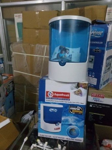 Plastic Advance Technology And Wall Mounted Multi Stage With Electric Water Purifier, 12 Liters