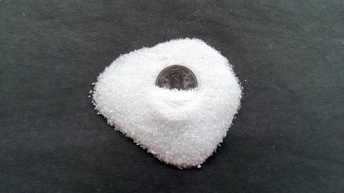 Crystal White Zinc Fertilizer Powder, Used To Protect The Plant Tissue From Dying Powder