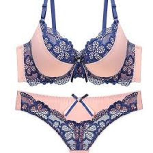 गद्देदार महिलाओं के लिए आरामदायक और सांस लेने योग्य झुर्रियों से मुक्त त्वचा के अनुकूल गुलाबी और नीले रंग का अंडरगारमेंट