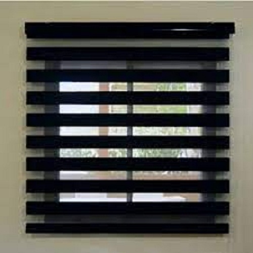 विंडोज के लिए मल्टी-लेवल लाइट कंट्रोल और लाइटवेट वर्टिकल ब्लैक ज़ेबरा ब्लाइंड्स डिज़ाइन: मॉडर्न