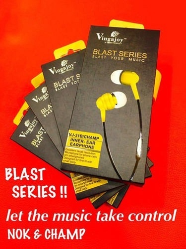 Blast Series Black Ubon Earphone - Rubber Material, Slim Ergonomic Design, 10 Hours Battery Life, Built-in Microphone , Soft Silicone Earplugs