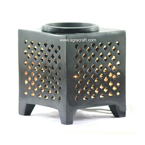 Marble Soapstone Black Jaali Aroma Lamp Design Type: Hand Building