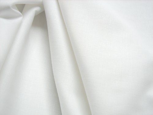 Light Weight Comfortable And Skin Friendly Plain White Polyester Fabric For Garments