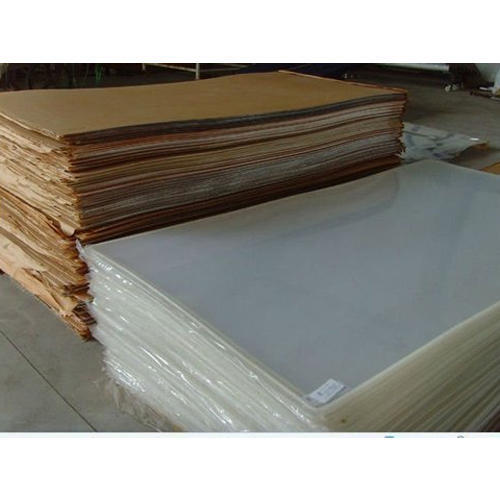 Brown Scratch Resistant Smooth Surface White Rectangular Acrylic Sheet