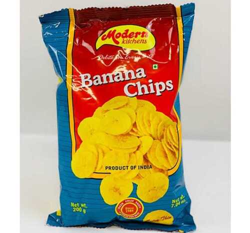 Mouth Melting Crunchy Fresh Crispy And Salty Yellow Banana Chips For Snacks