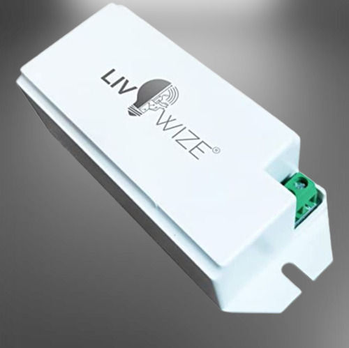 White Plastic Material 16a Livwize Wifi Smart Switch With Dimension 9 X 4 X 2.5 Cm