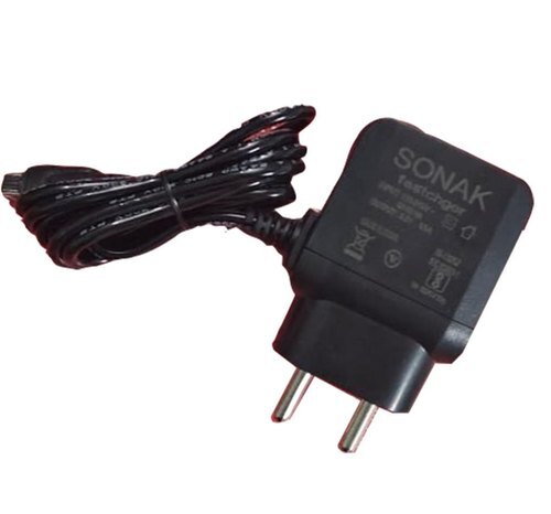 Made Of Strong Plastic Portable And Heat Resistance Black Colour Mobile Phone Charger - Plastic, Lightweight Design, Black Color, Dual Device Charging, Built-In Cable