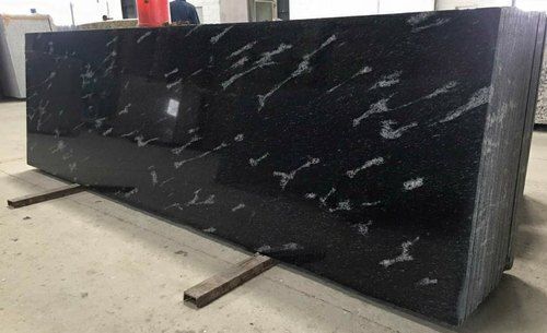 Crack And Scratch Resistance Easy To Clean Vardhman Fish Black Granite Slabs