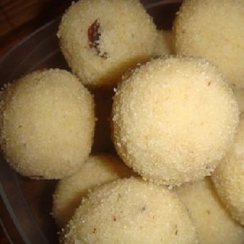Natural Hygienically Processed No Artificial Colors And Delicious Indian Sweet Besan Laddu