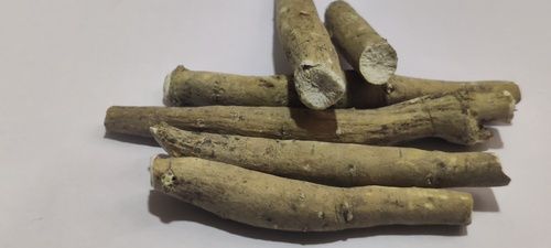 High Grade Stem Free Solid Ashwagandha Roots Dry Place