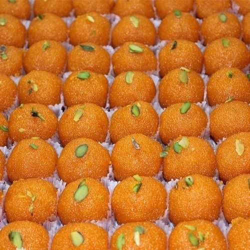 Pack Of 1 Kilogram Orange Round Sweet And Delicious Boondi Laddu 