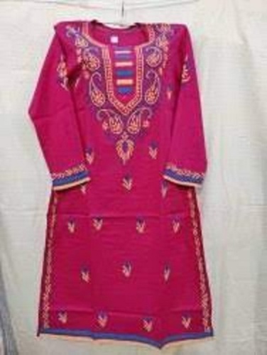 Pink Round Neck 3/4th Sleeve Breathable Embroidered Cotton Chikan Kurtis