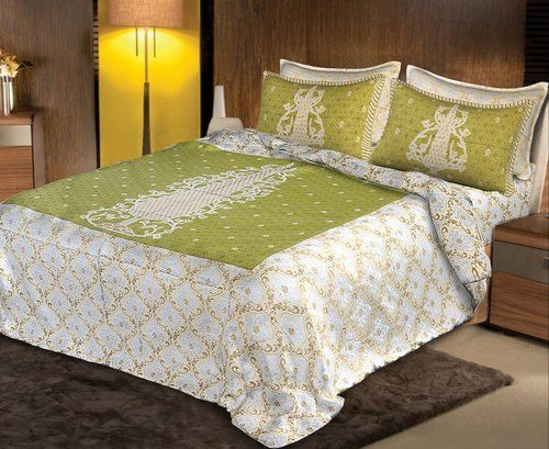 Comfortable And Lightweight Green And White Printed Cotton Double Bed Sheet