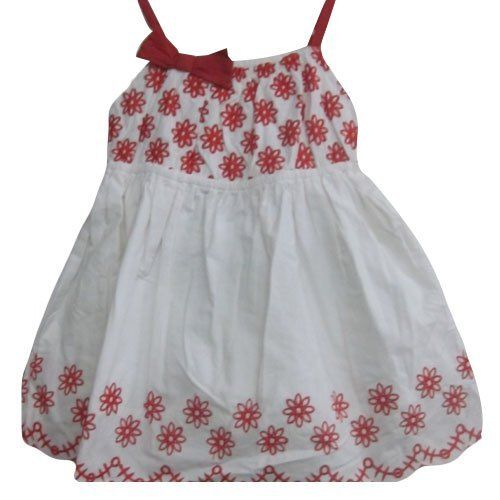 Simple Elegant And Stylish Look Gorgeous Beautiful Cotton Casual Wear Kids Girl Embroidery Frock Age Group: 2-6