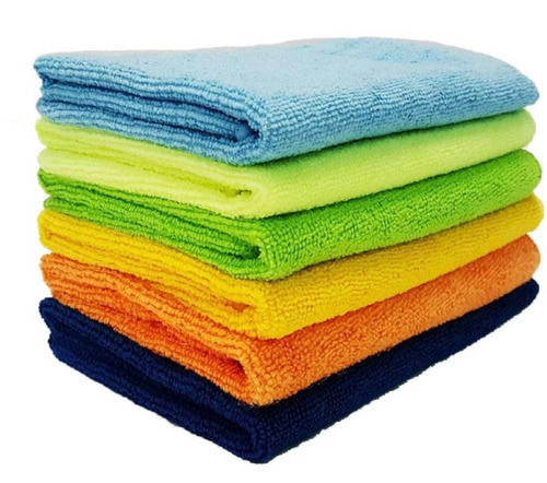 Wipe Cloth To Remove Loose Particles Of Dust, Dirt And Lint Application: Housekeeping