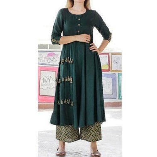 Washable Green Rayon Casual Wear Plain 3-4Th Sleeve Ladies Kurtis