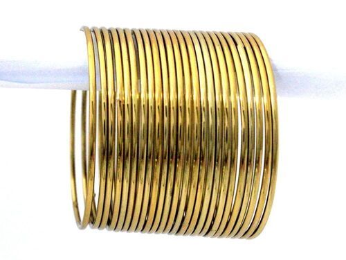 Fashion Comfortable Beautiful Golden Design Fancy Round Aluminum Mattel Bangles For Party And Wedding Wear