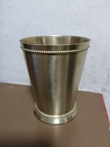 Silver Sclupture Professional Eltex Embossed Lassi Glass In Brass For House And Offices