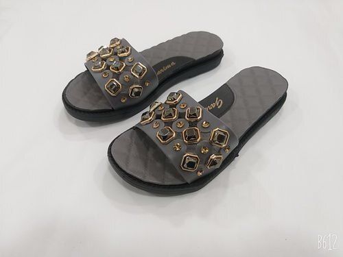 Fabric Breathable Stylish Fancy Grey Ladies Slipper For Casual And Party Wear