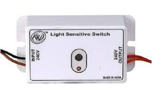 Polycarbonate Automatic Light Switch For Industrial Use With 240v Input And Output