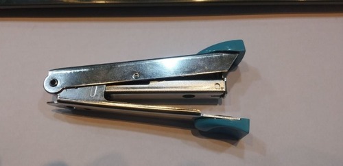 Sharp Kangaro Steel Sarp Easy To Use Light Weight Stapler For School And Office Use