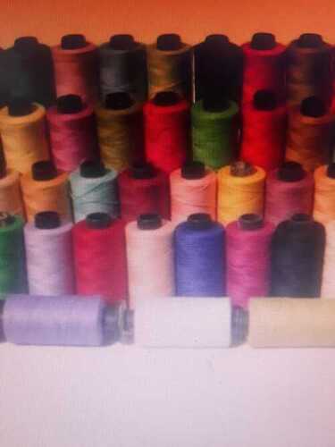 Multicolor Skin Friendliness Sturdy Construction Anti Wrinkle Eco Friendly Industrial Sewing Threads