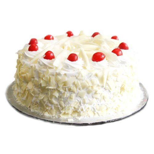 Round Shape Yummy Taste Delicious Creamy And Fresh White Forest Cake 