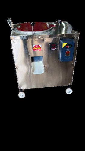 Single Phase And Electric Spice Grinder Machine With Low Power Consumption Capacity: 10Kg/Hour Kg/Hr