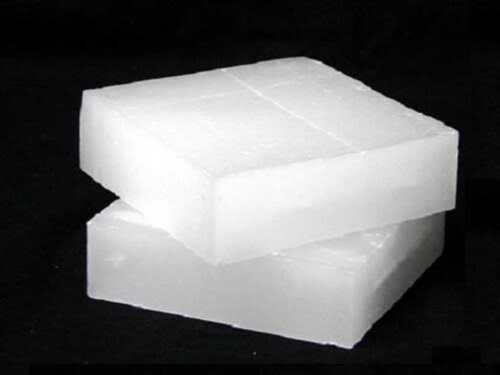 White Dust Resistance Easy To Use Light Weight Square Petroleum Wax For Industrial