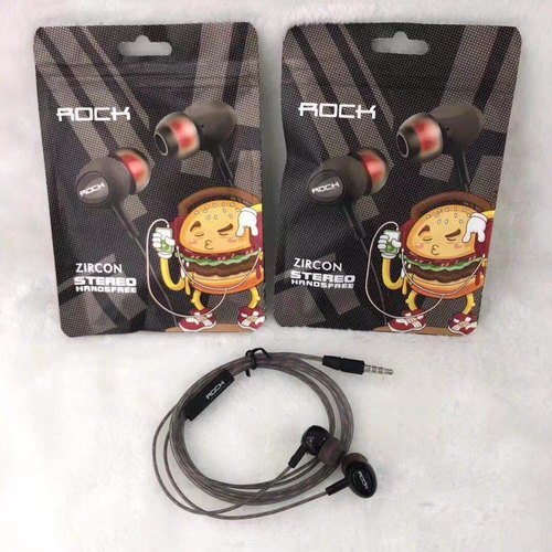 हल्के वज़न का हाई बेस और टेंगल फ़्री काला वायर्ड मोबाइल ईयरफ़ोन माइक के साथ डिज़ाइन: बार