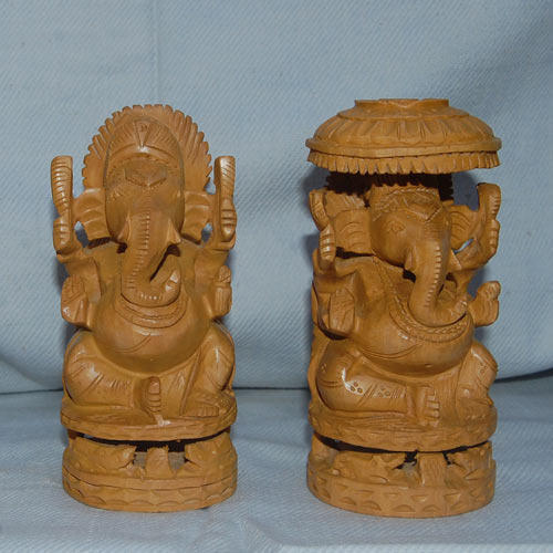 Decorative Showpiece Wooden Idol Lord Ganesha For Table Top And Home Use