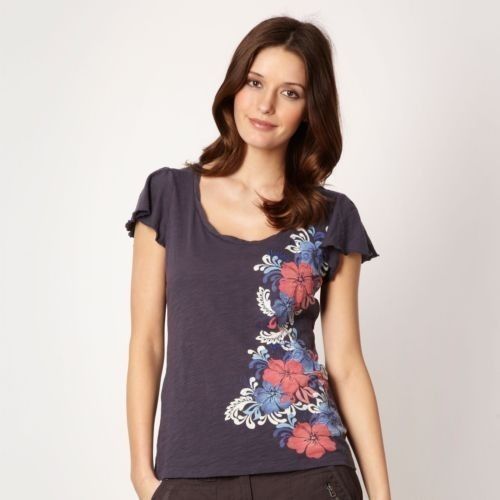 Short Sleeves And Round Neck, Floral Printed T Shirt For Ladies Age Group: 18-45 Years