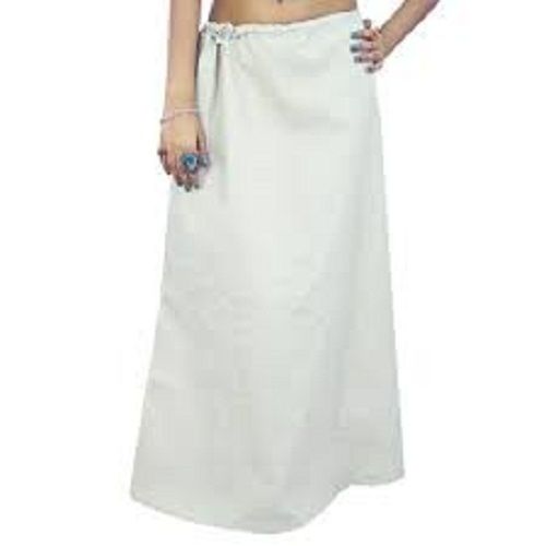 Women Lightweight Full Length Plain Shapewear White Cotton Petticoat Bust Size: 52  Centimeter (Cm)