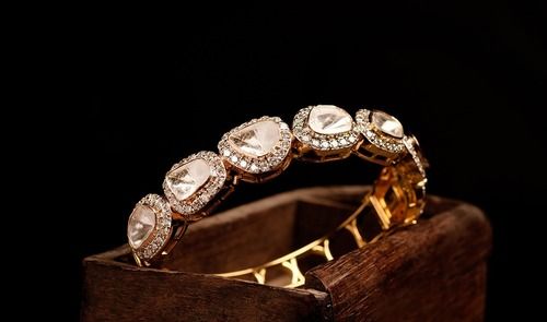 Elegant Look And Beautiful Lightweight Rose Gold Diamonds Ring For Any Occasion  Diamond Clarity: If