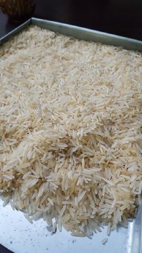  बिना किसी कृत्रिम रंग के स्वस्थ स्वादिष्ट स्वादिष्ट प्राकृतिक मलाईदार सफेद बासमती चावल 