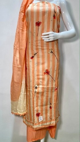 ऑरेंज लेडीज़ आरामदायक और हवा पार होने योग्य हल्का प्रिंटेड डिज़ाइनर सलवार सूट