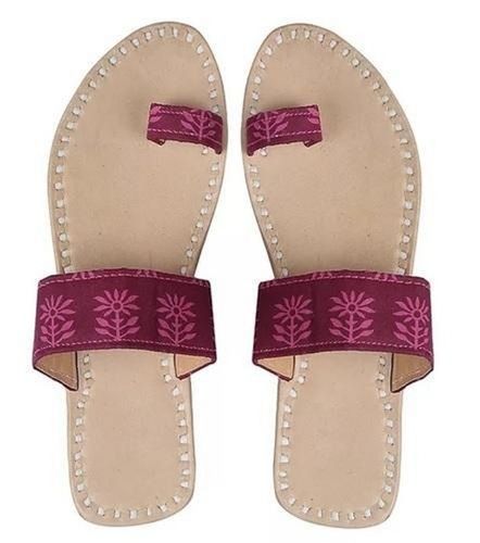 Purple Daily Wear Soft And Comfortable To Use Sleek Design Chappals For Ladies 