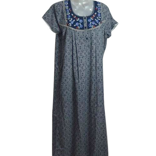 डार्क ग्रे महिलाओं के लिए कॉटन प्रिंटेड राउंड नेक नाइटी